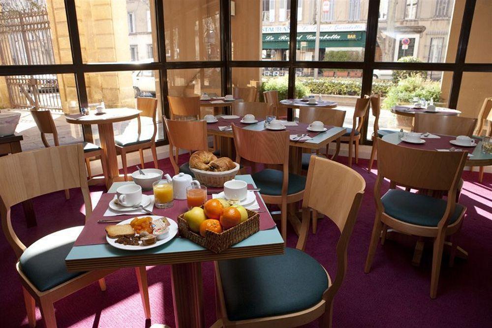 Appart Hotel Odalys City Aix En Provence L'Atrium Aix-en-Provence Restaurang bild