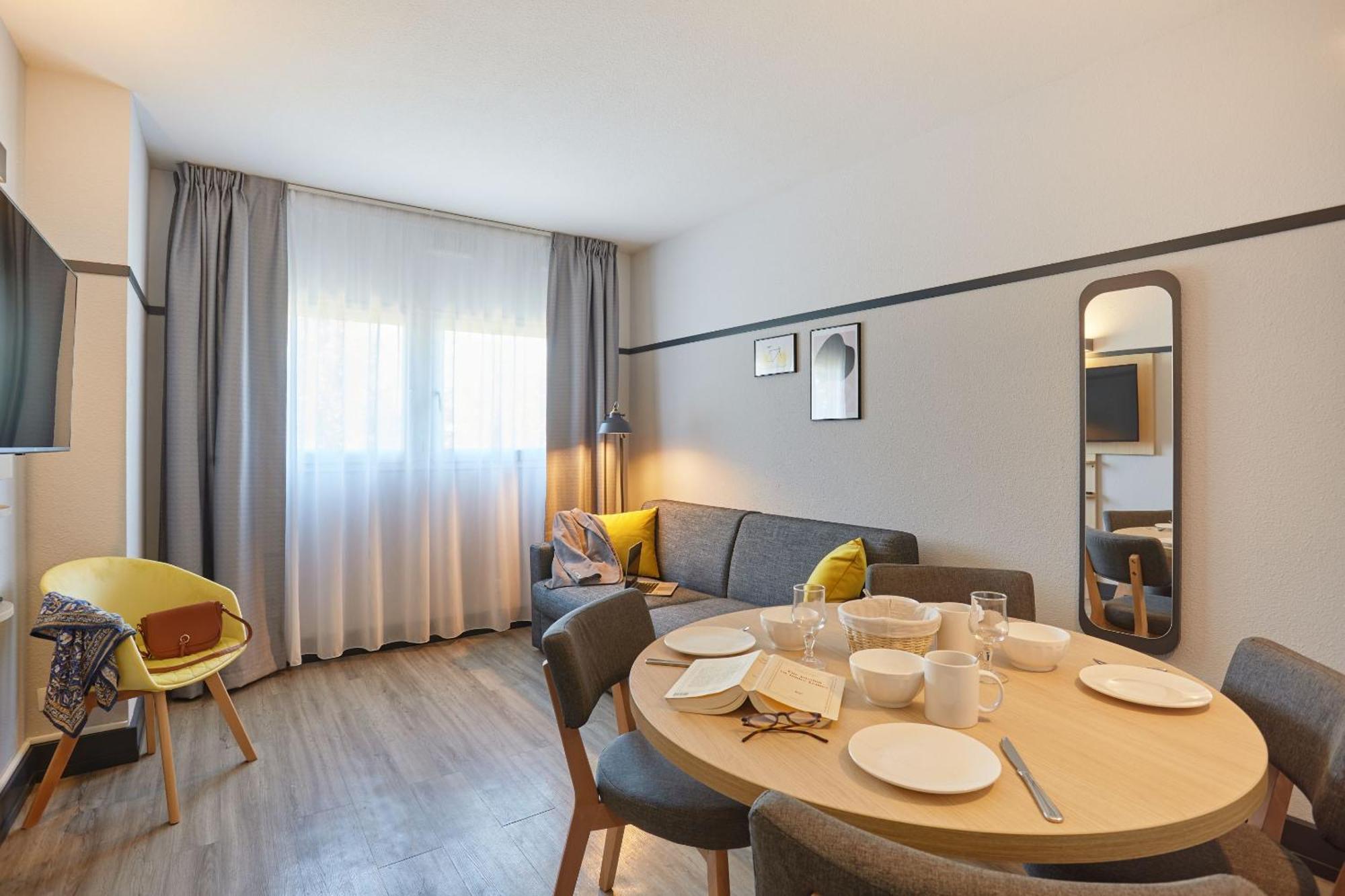 Appart Hotel Odalys City Aix En Provence L'Atrium Aix-en-Provence Exteriör bild