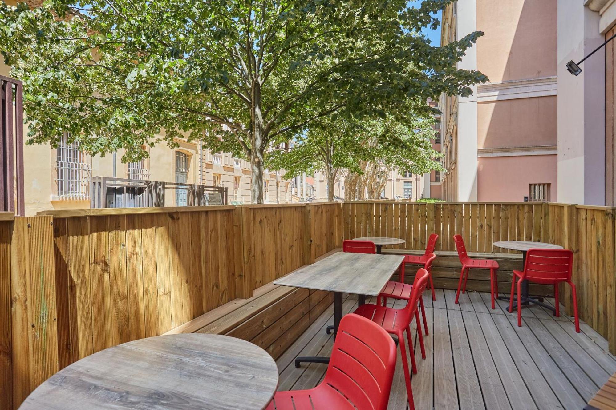 Appart Hotel Odalys City Aix En Provence L'Atrium Aix-en-Provence Exteriör bild