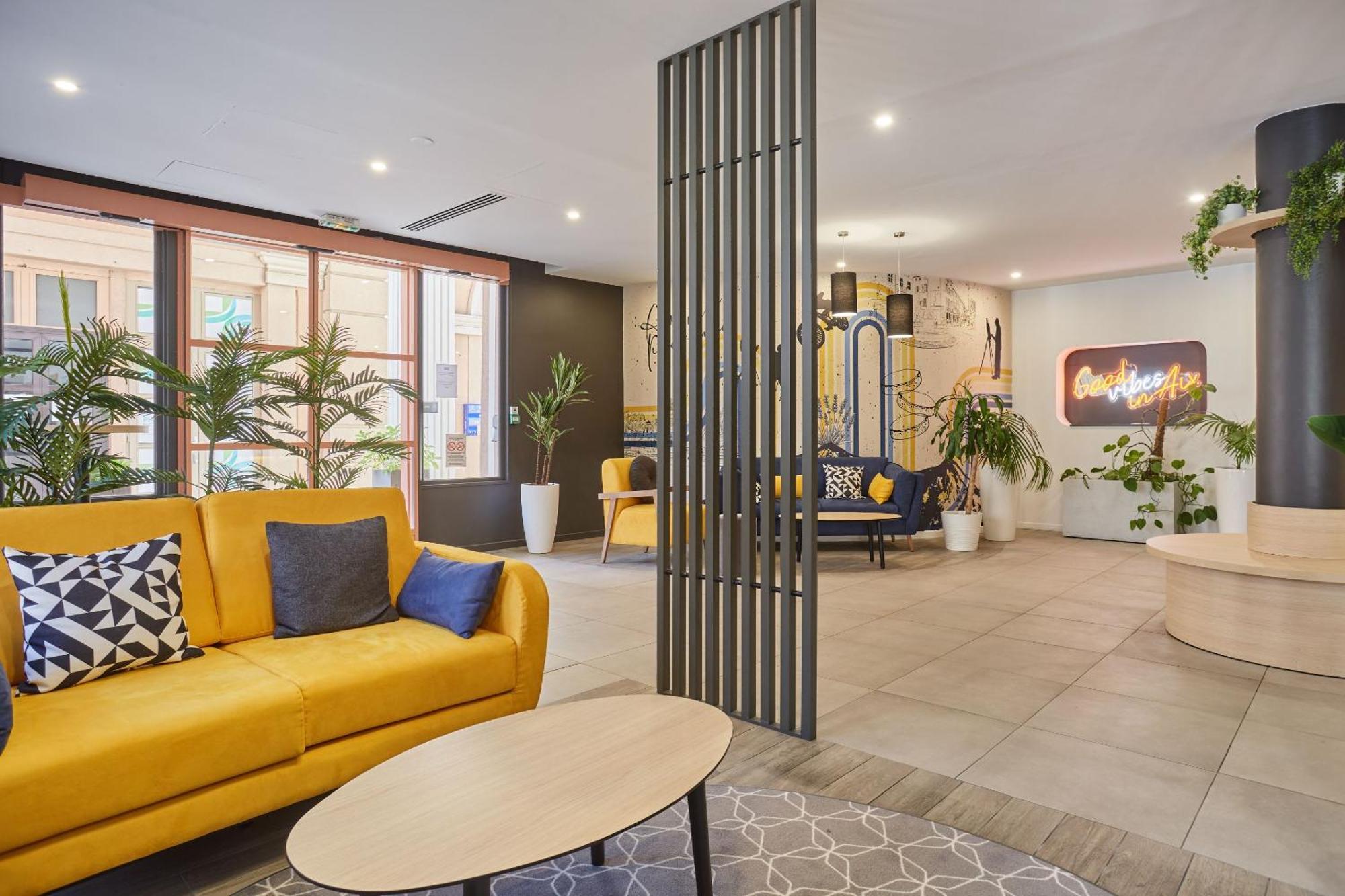 Appart Hotel Odalys City Aix En Provence L'Atrium Aix-en-Provence Exteriör bild