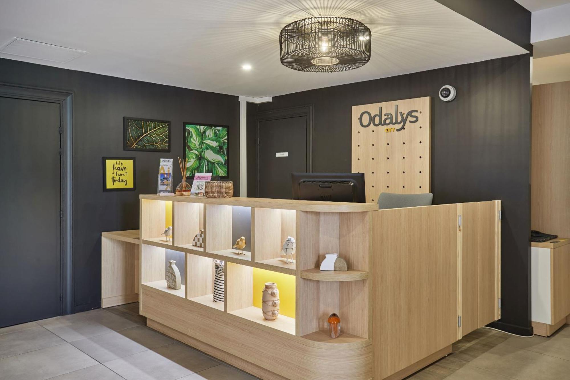 Appart Hotel Odalys City Aix En Provence L'Atrium Aix-en-Provence Exteriör bild